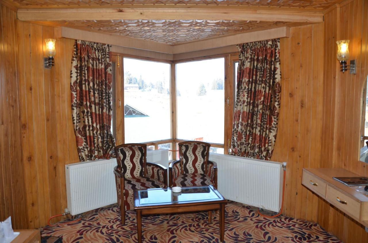 Hotel Hilltop Gulmarg JAMMU AND KASHMIR ภายนอก รูปภาพ